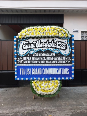 Papan Bunga Duka di Purangi